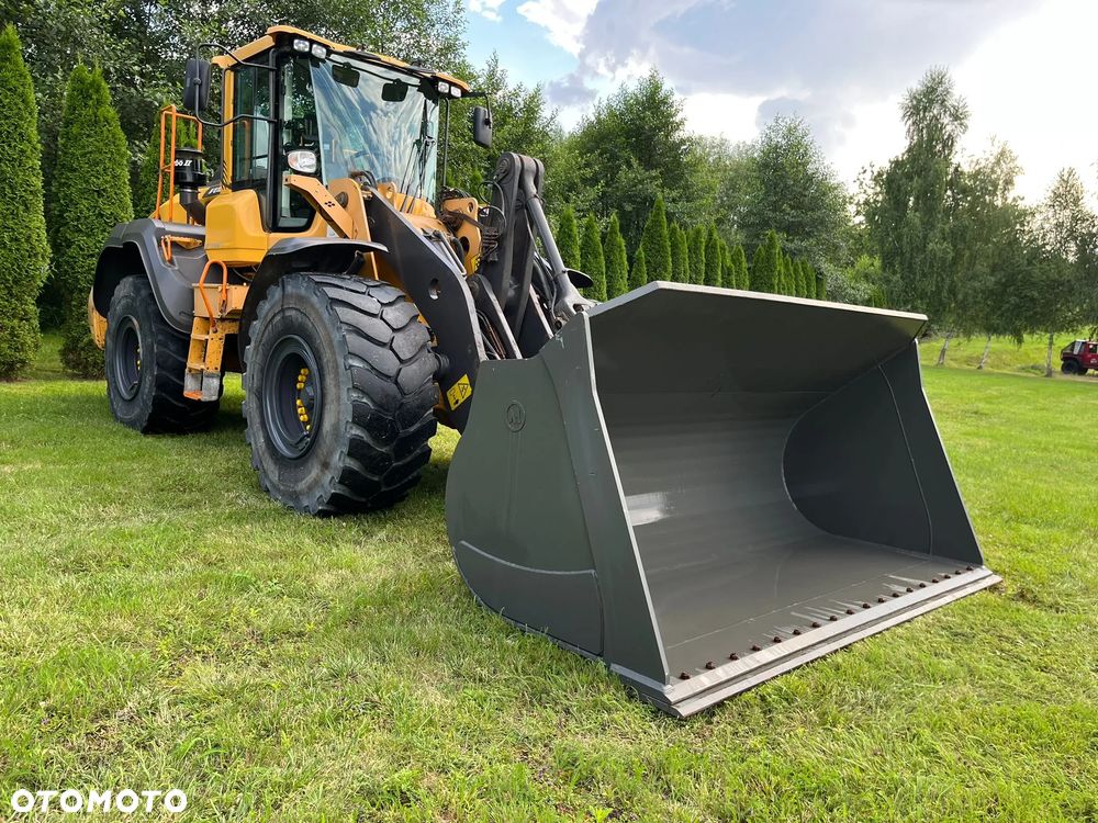Volvo L120H - 1