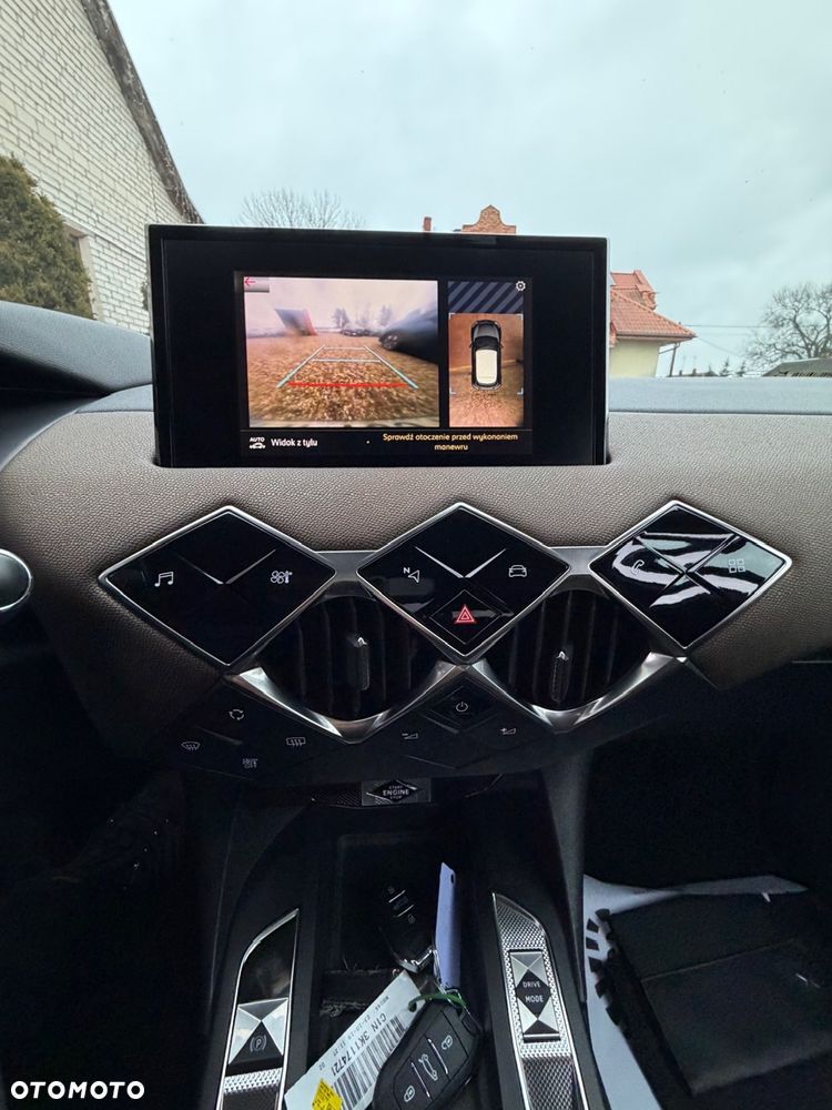 DS Automobiles DS 3 Crossback - 17
