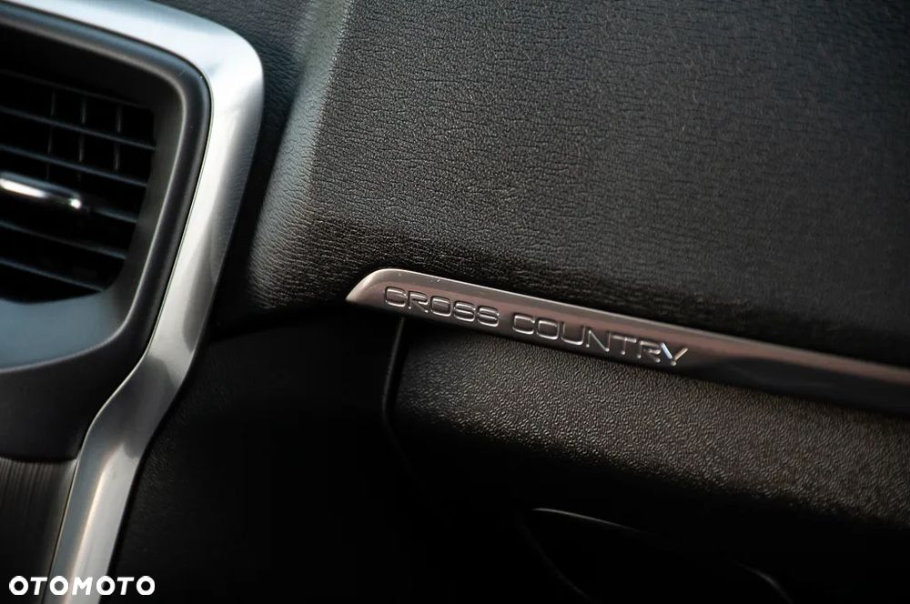 Volvo V40 Cross Country D3 Summum - 31