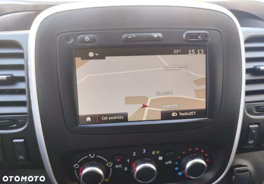 Renault Trafic - 15