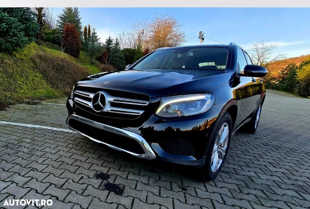 Mercedes-Benz GLC - 31