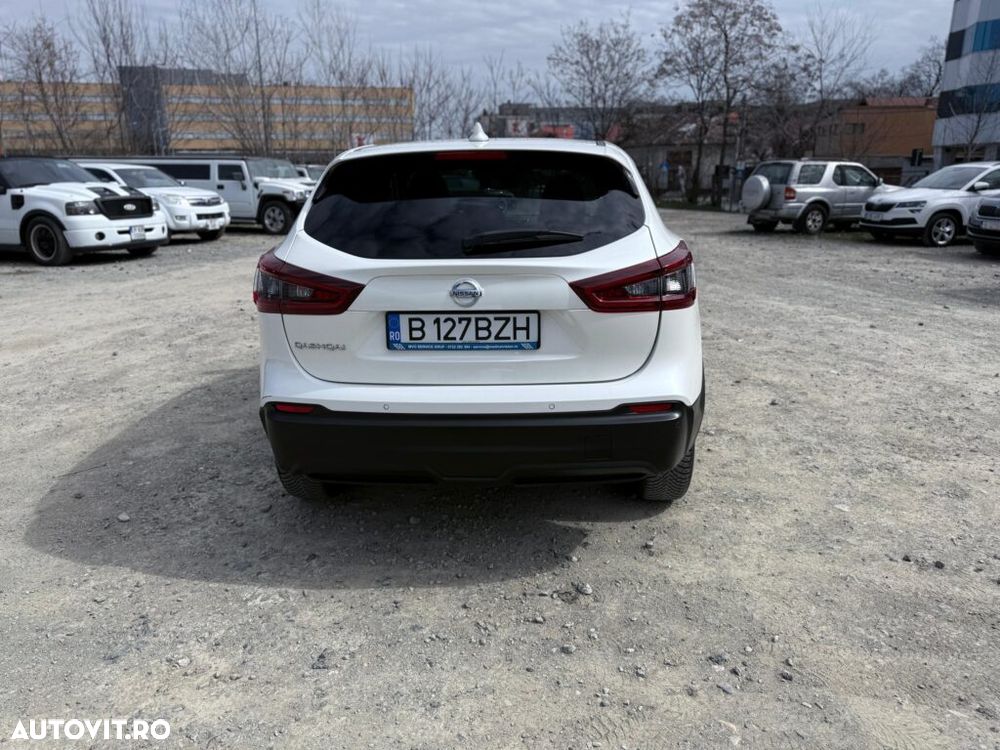 Nissan Qashqai 1.3 157CP 2WD DCT N-Connecta - 13