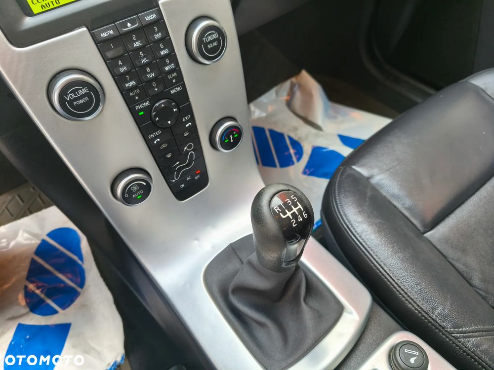 Volvo S40 D2 DRIVe Momentum Start-Stop - 13