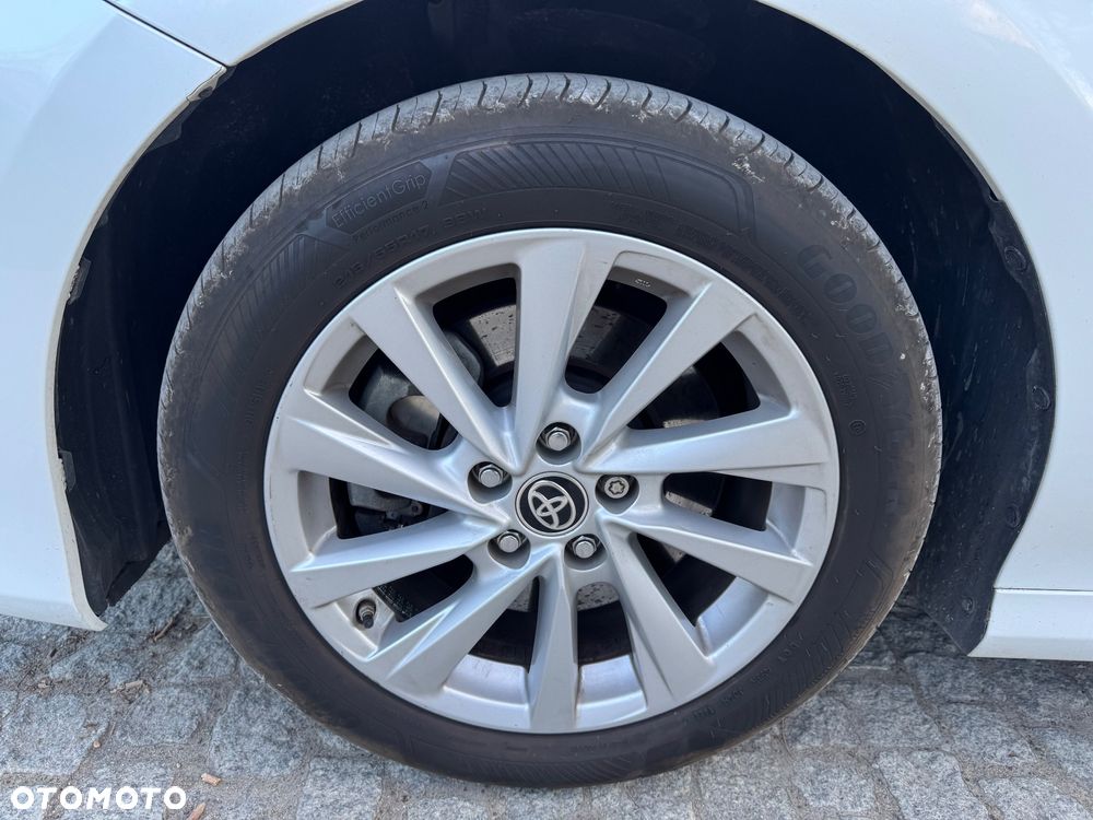 Toyota Camry 2.5 Hybrid Comfort CVT - 7