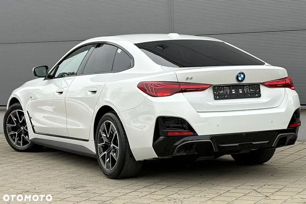 BMW i4 83.9kWh eDrive 40 M Sport - 7