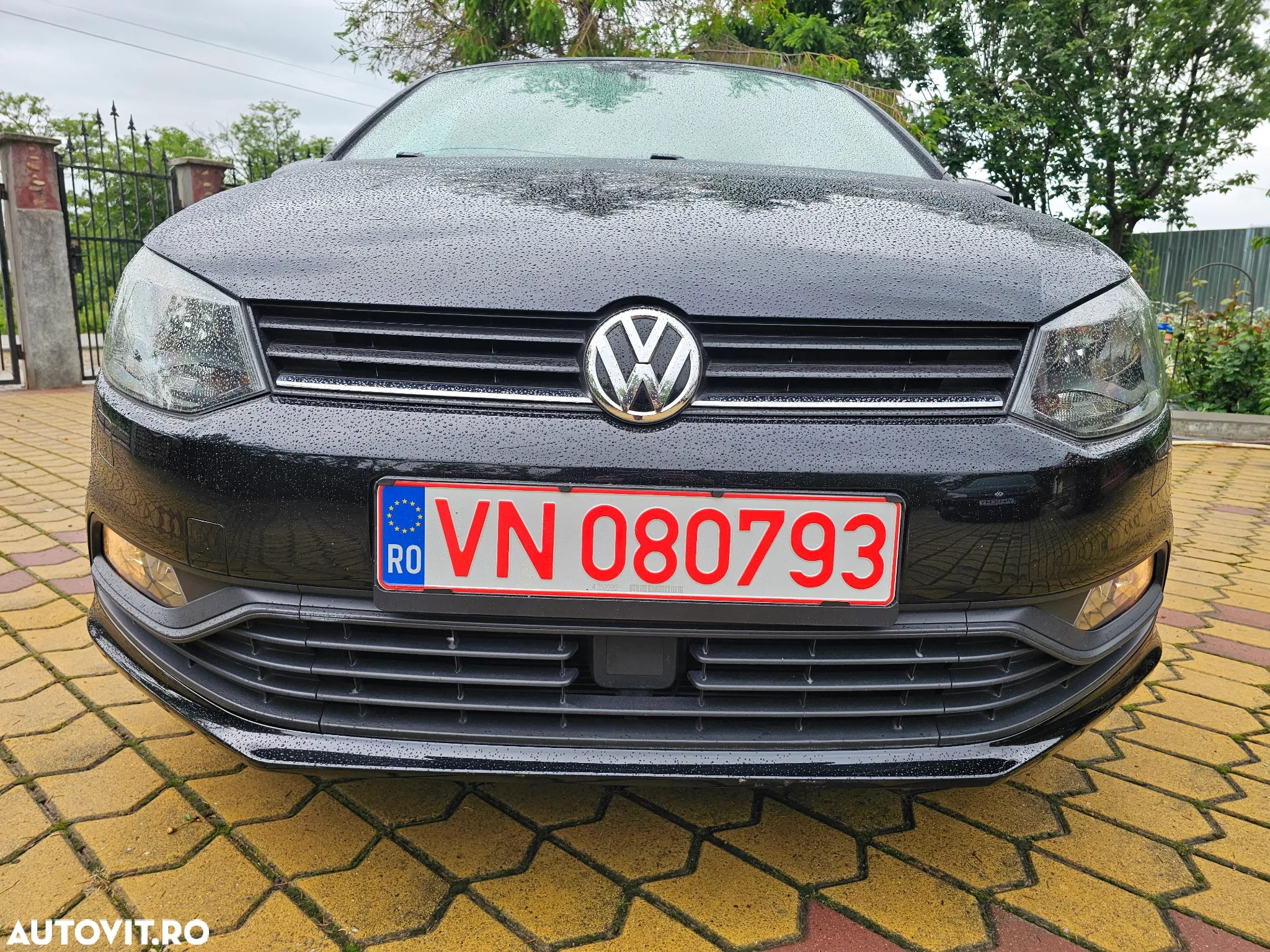 Volkswagen Polo 1.4 TDI (Blue Motion Technology) Comfortline - 15