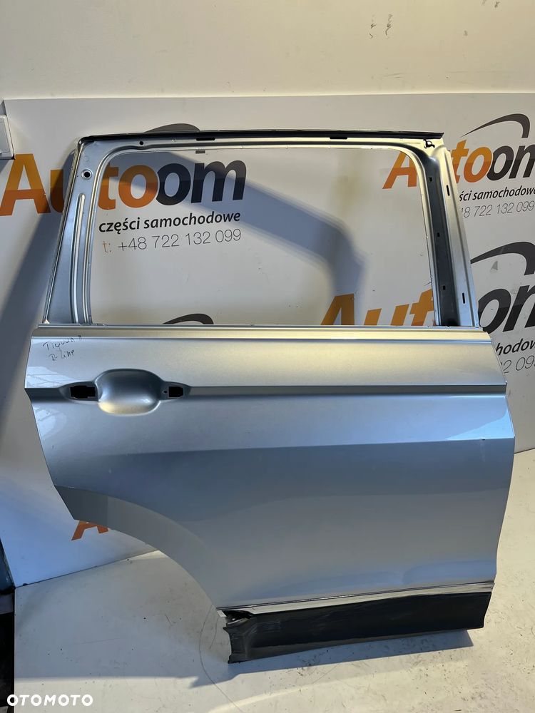 DRZWI PRAWY TYŁ  VW TIGUAN II 5NA - 1