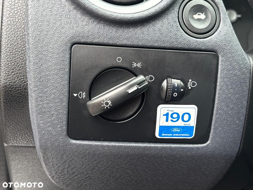 Ford Fusion - 19