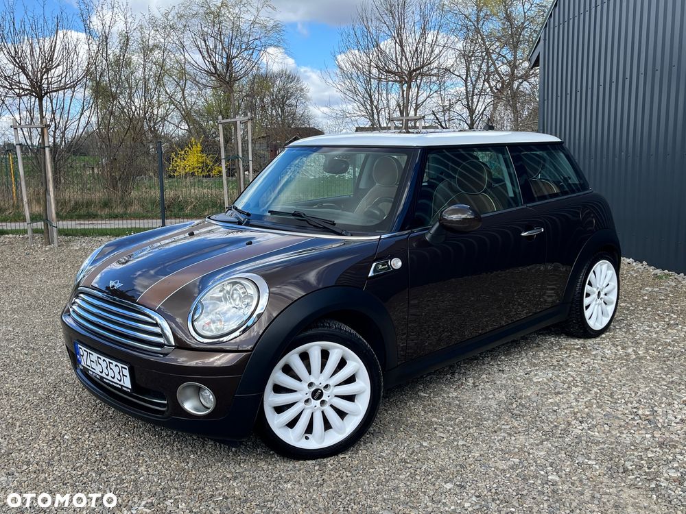 MINI Cooper 50 Mayfair - 9