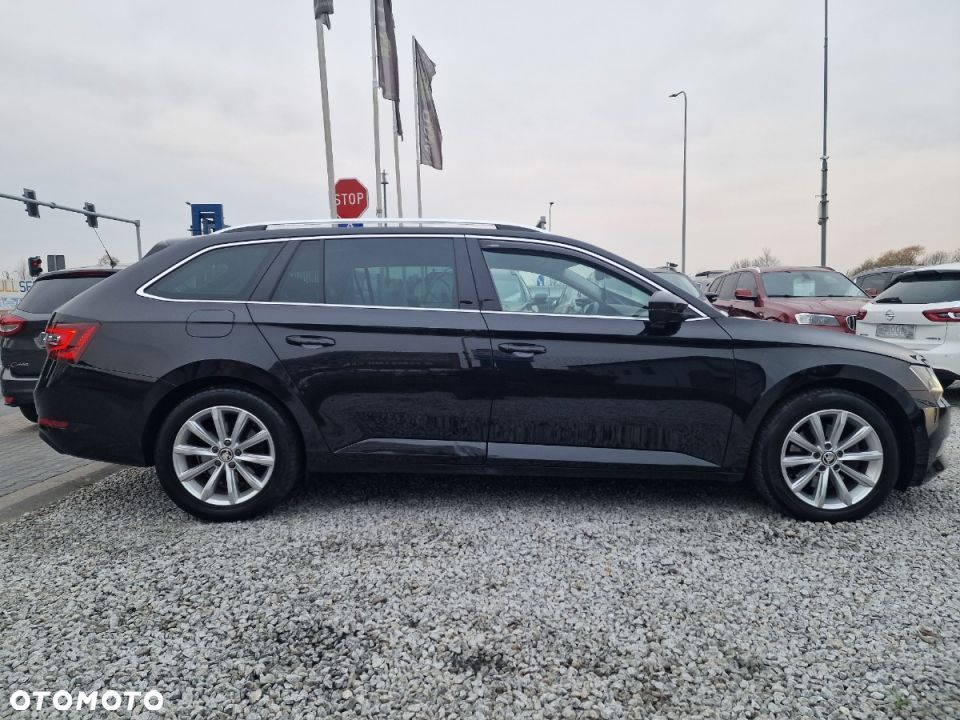Skoda Superb 1.6 TDI Ambition DSG - 7
