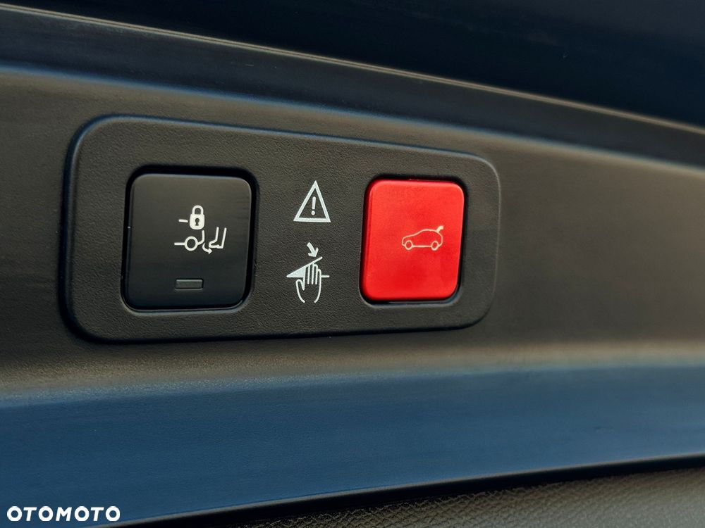 Peugeot 5008 BlueHDI 180 EAT8 GT - 34