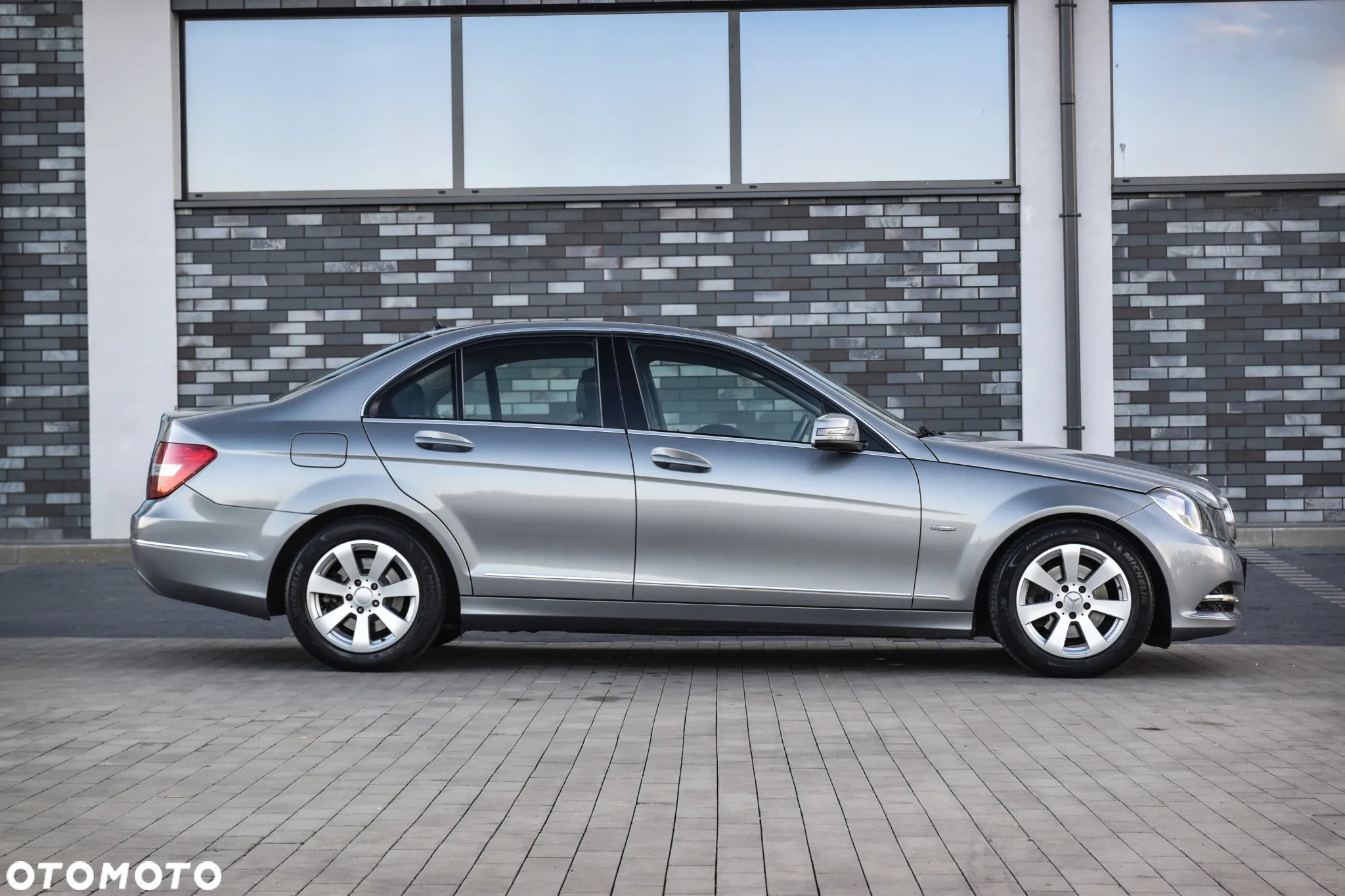 Mercedes-Benz Klasa C 200 (BlueEFFICIENCY) 7G-TRONIC Elegance - 15