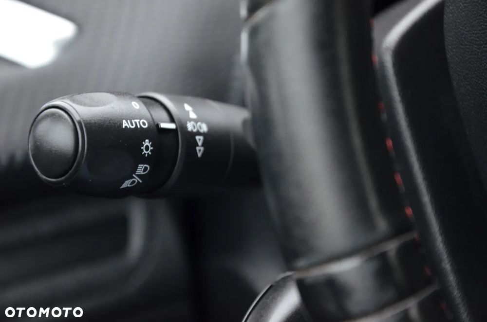 Peugeot 208 165 THP Stop & Start Allure - 35