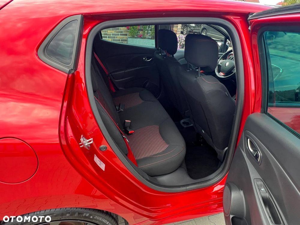 Renault Clio - 15