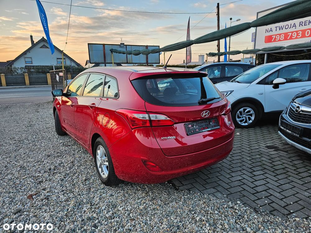 Hyundai i30 blue 1.6 GDI Style - 25