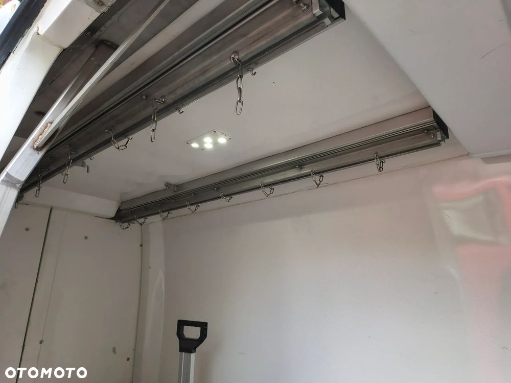 Volkswagen Crafter - 6