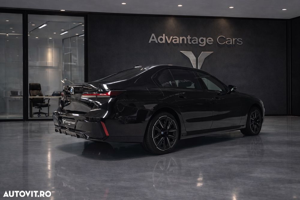 BMW Seria 7 740d xDrive MHEV - 7