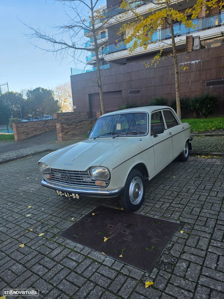 Peugeot 204 - 2