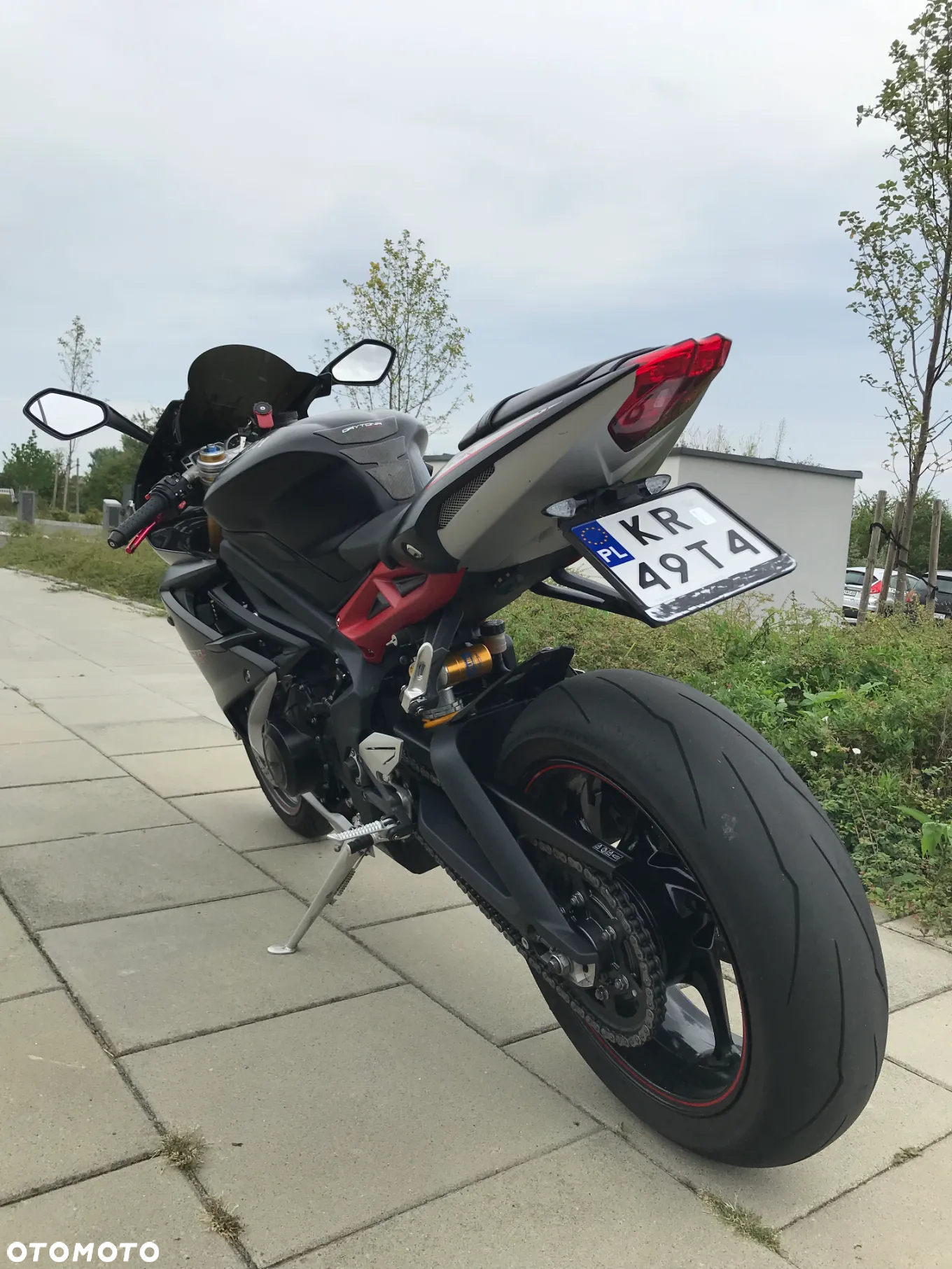 Triumph Daytona - 8