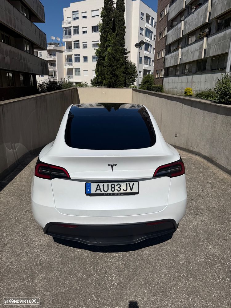 Tesla Model Y RWD - 12