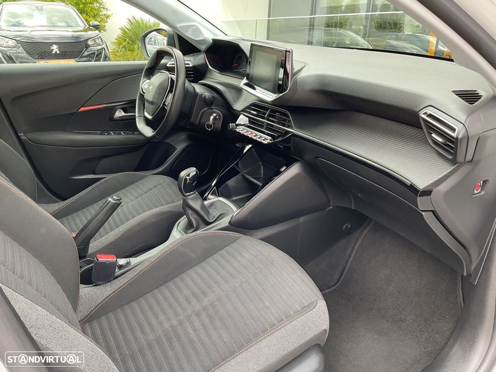 Peugeot 208 1.2 PureTech Active - 30