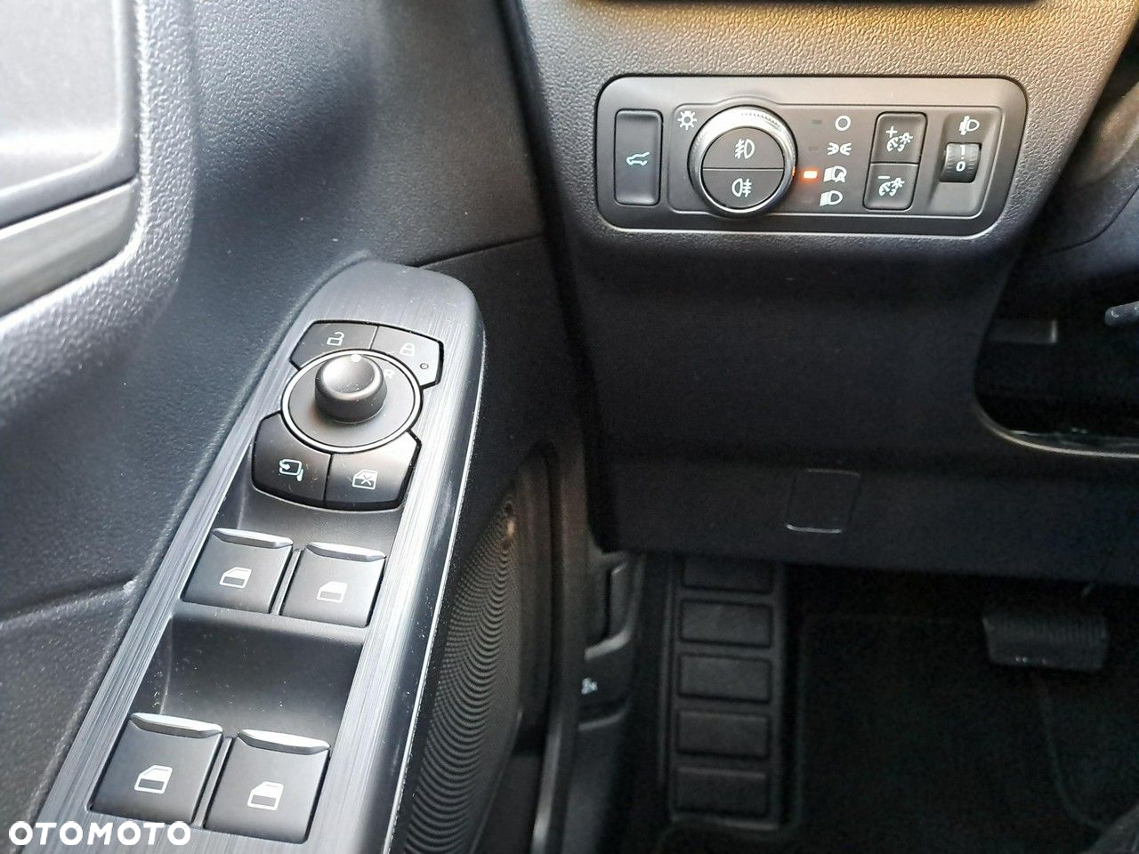 Ford Kuga - 20