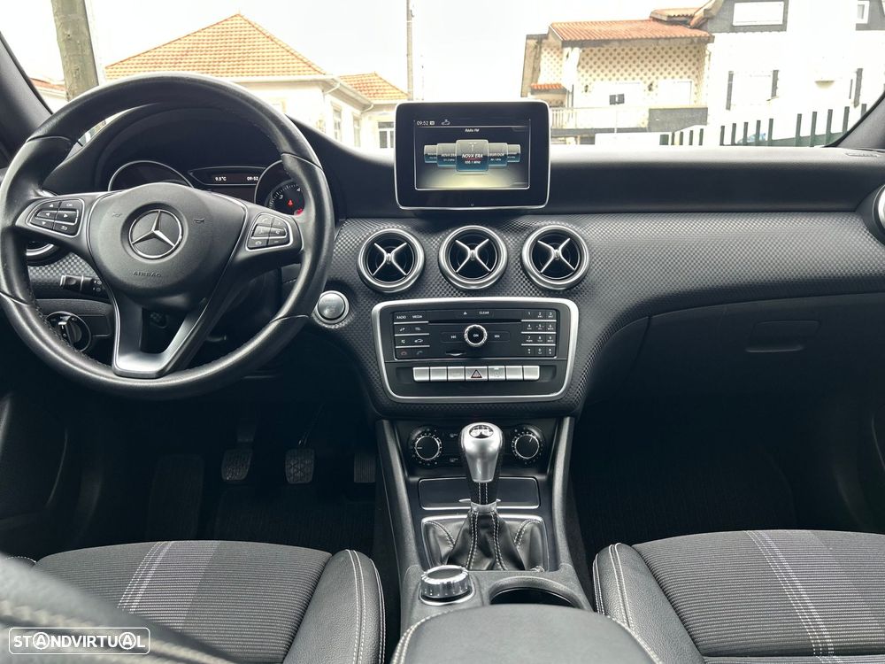 Mercedes-Benz A 180 d Urban - 13