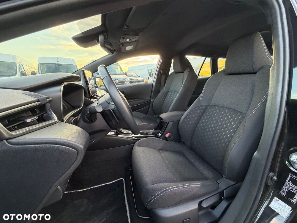 Toyota Corolla 2.0 Hybrid Comfort - 26
