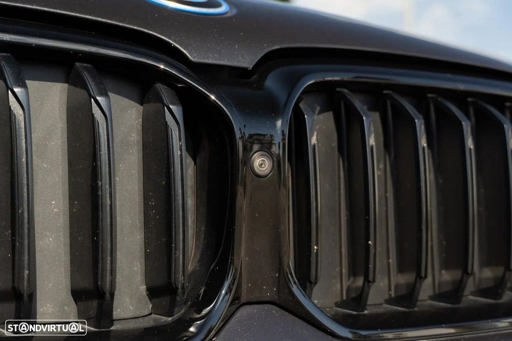 BMW 530 e Pack M - 30