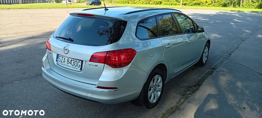 Opel Astra 1.4 T Enjoy - 2
