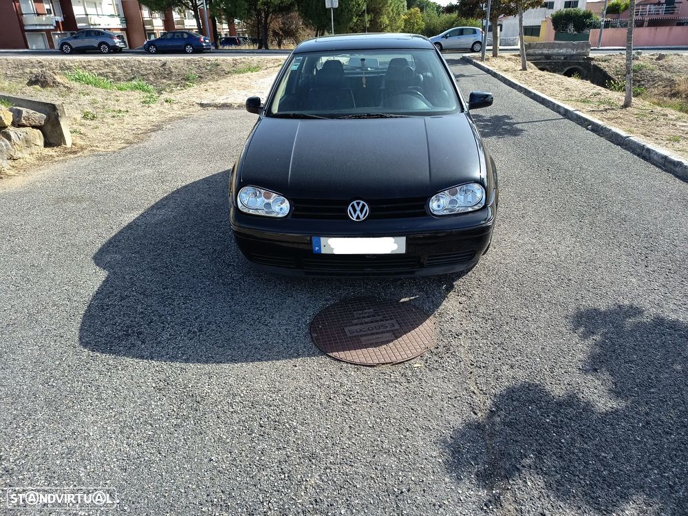 VW Golf - 4
