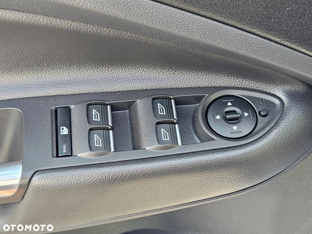 Ford Kuga 2.0 TDCi 4WD Trend - 35