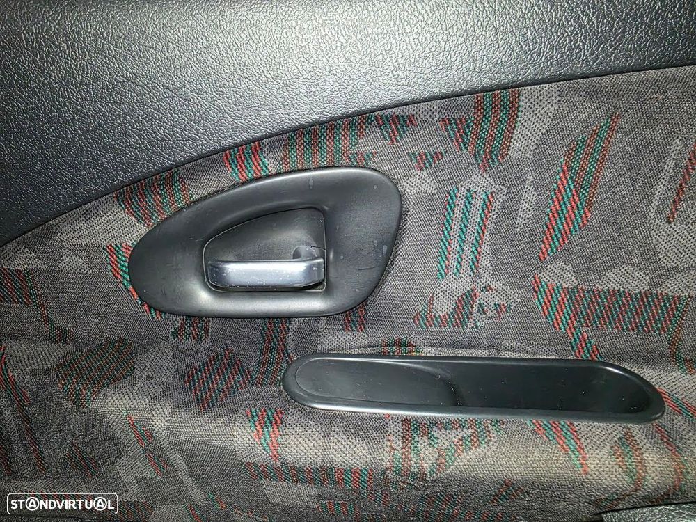 Citroën Saxo 1.6i 16V Cup - 19