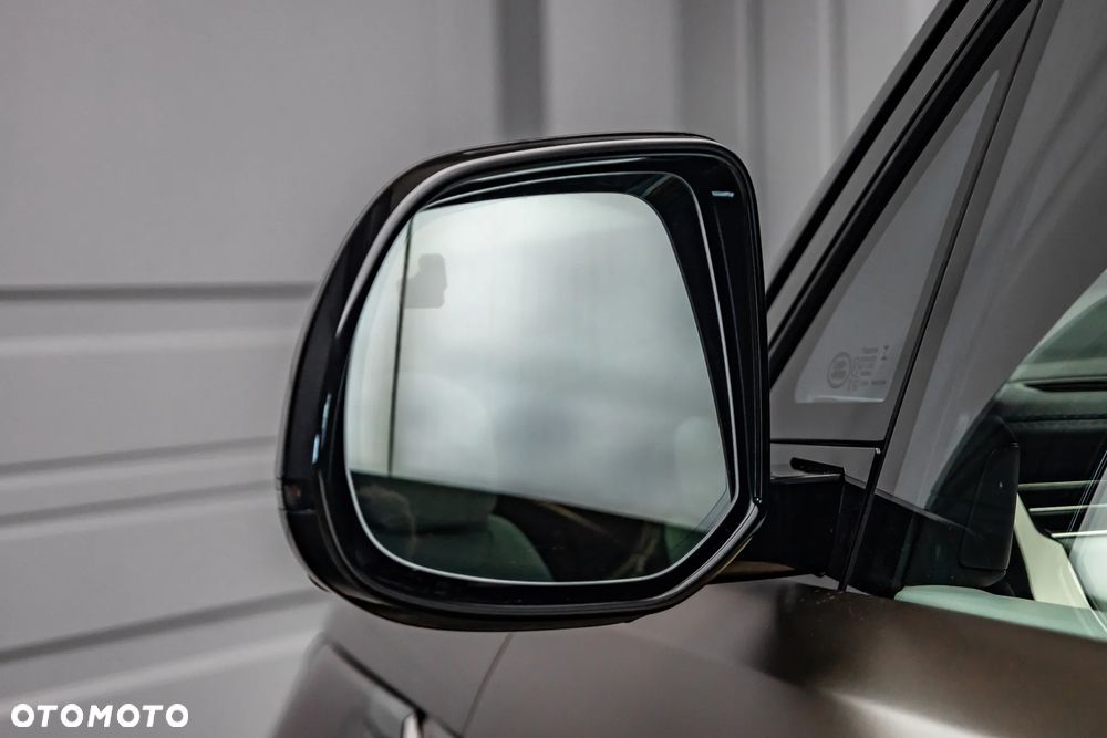 Land Rover Range Rover Sport - 11