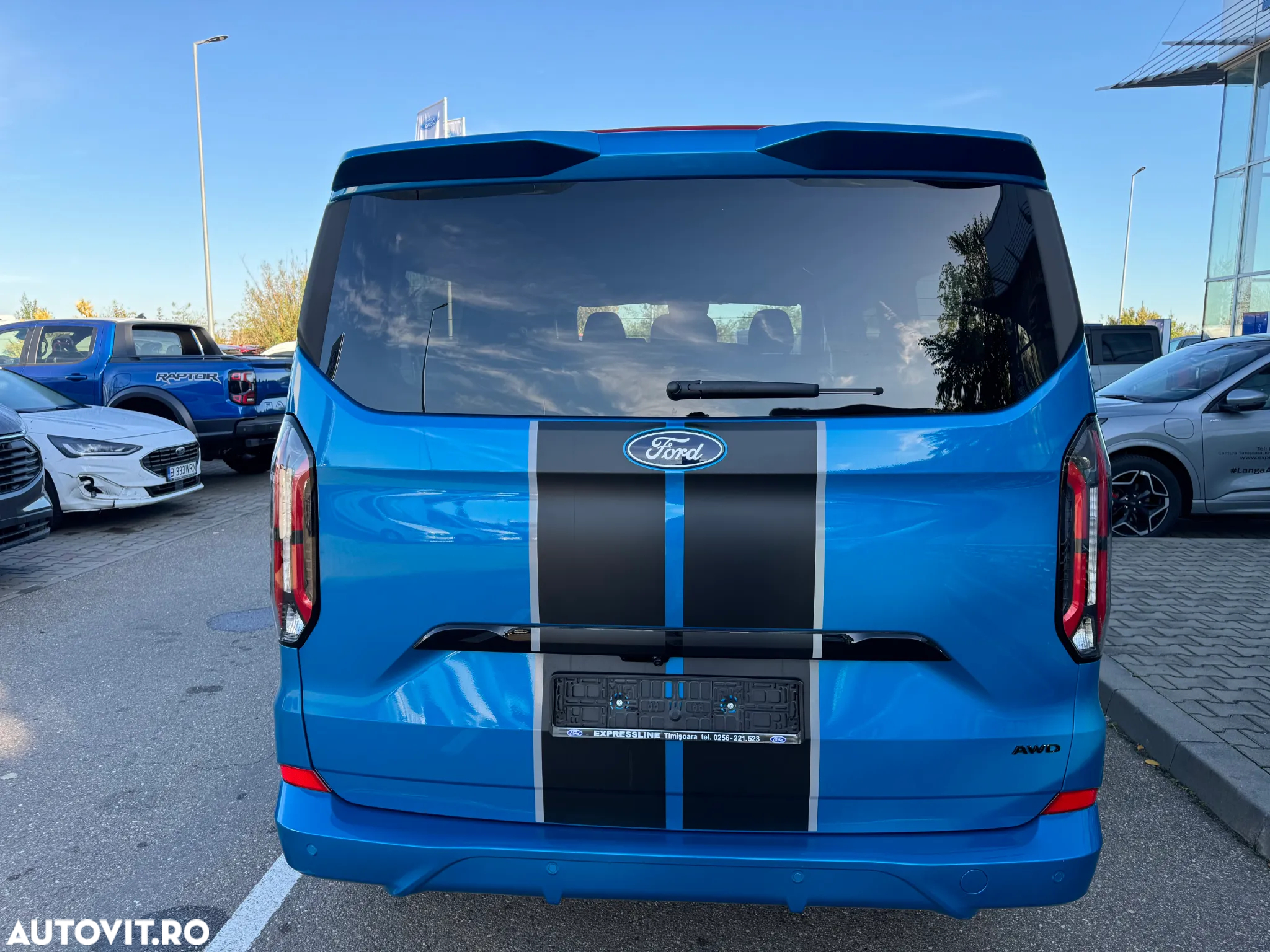 Ford Tourneo Custom - 4