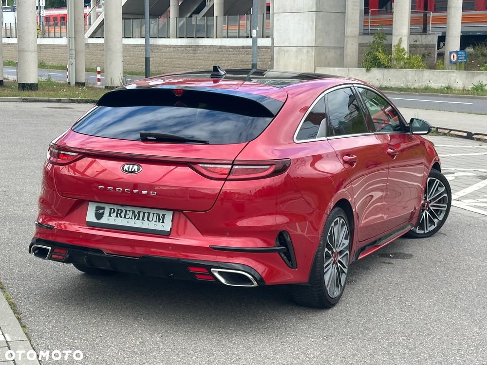 Kia ProCeed 1.6 T-GDI GT DCT - 15