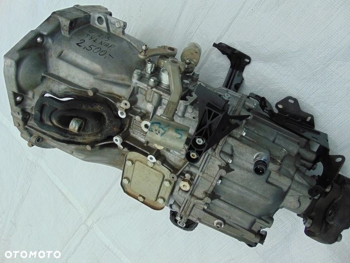 MASTER 2,3 BITURBO skrzynia biegów TYŁ NAPĘD