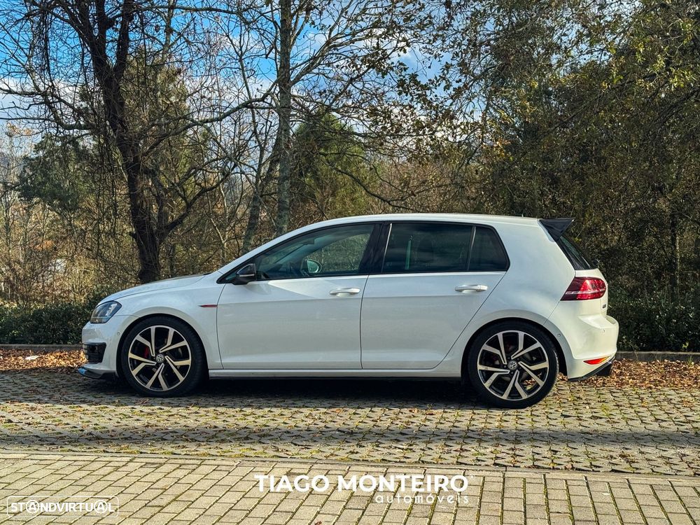 VW Golf 1.6 TDi BlueMotion Trendline - 3