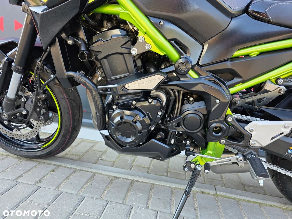 Kawasaki Z 900 - 12
