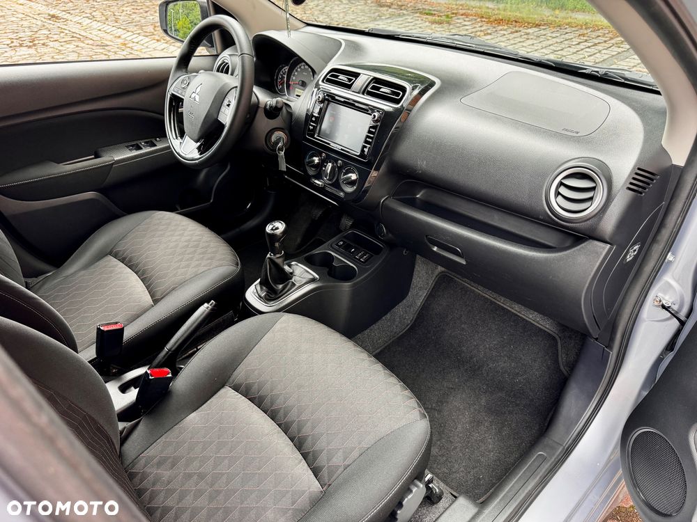 Mitsubishi Space Star 1.2 Intro Edition+ - 28