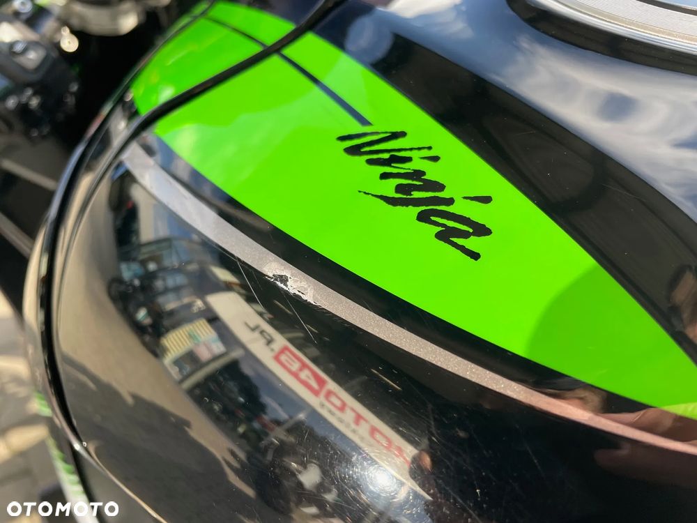 Kawasaki Ninja - 24