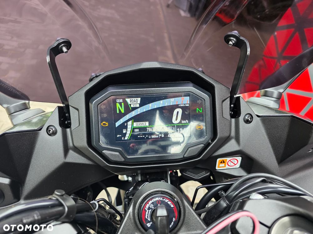 Kawasaki Ninja 1000 SX - 15