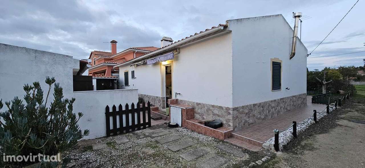 Moradia Térrea / Quintinha em Foros de Salvaterra - Grande imagem: 4/55