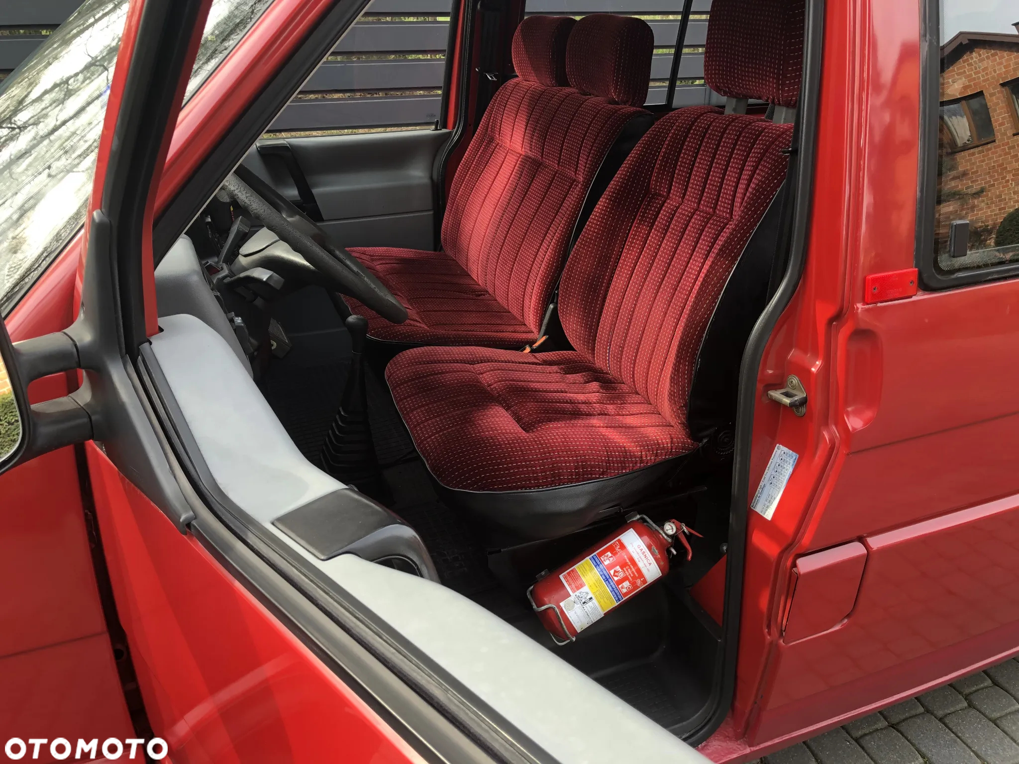 Volkswagen Transporter - 12