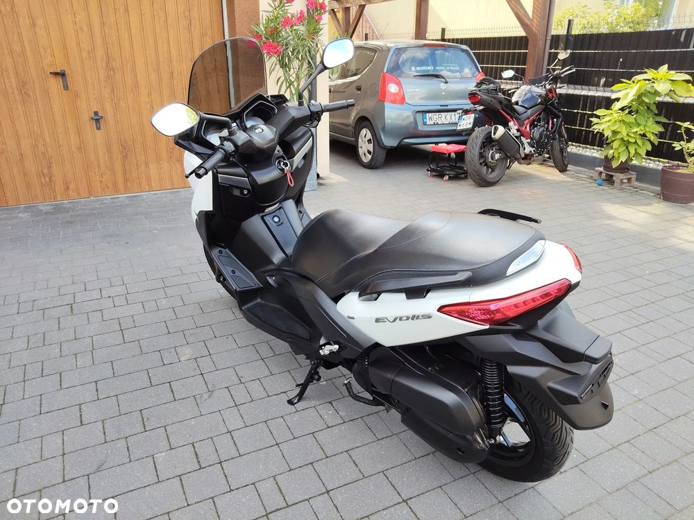 Yamaha X-max - 28