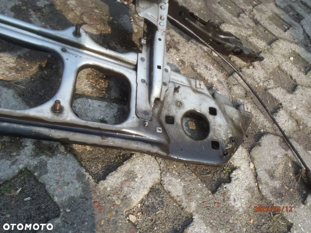 wzmocnienie pas przedni górna belka maski  bmw e39 bez rdzy - 4