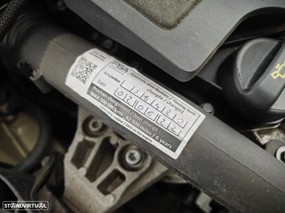 Peugeot 308 1.2 PureTech Allure Pack EAT8 - 42