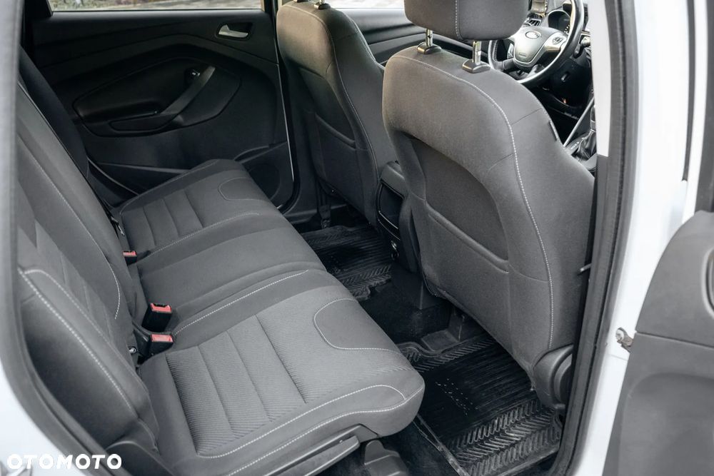 Ford Kuga 2.0 TDCi 4x4 Trend - 27