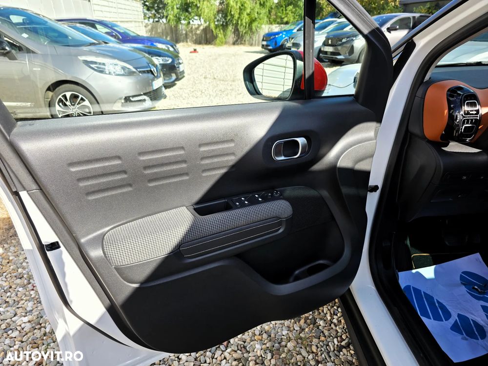 Citroën C3 AIRCROSS 1.2 PureTech S&S EAT6 Shine - 20