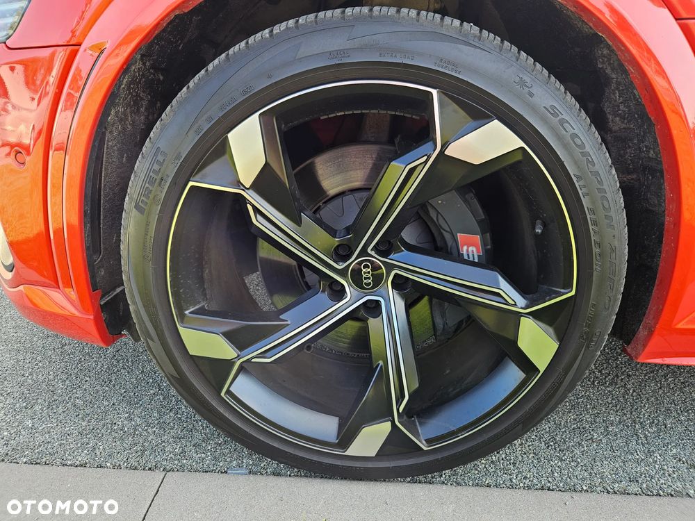 Audi e-tron S Quattro - 26